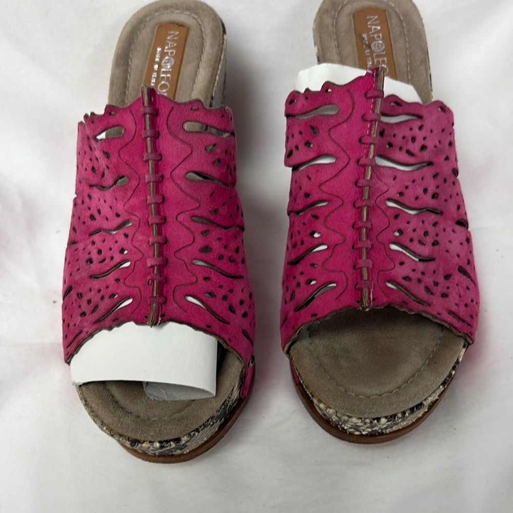Napoleon Perdis Pink Mules with Woven Design